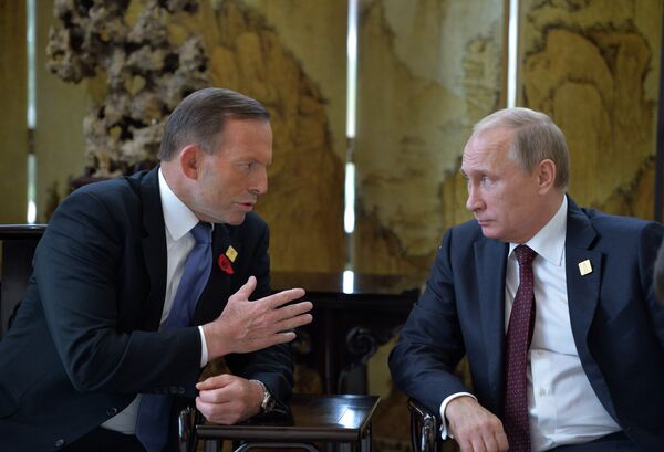 Primer ministro de Australia, Tony Abbott y presidente de Rusia, Vladímir Putin - Sputnik Mundo