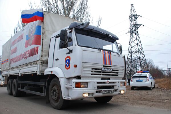Séptimo convoy humanitario ruso con ayuda para Donbás - Sputnik Mundo