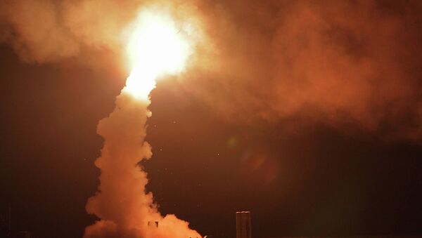 Lanzamiento de un misil superficie-aire - Sputnik Mundo
