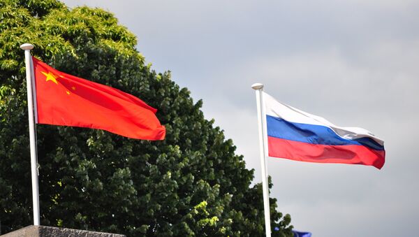 Pekín está dispuesto a lanzar un salvavidas a Moscú - Sputnik Mundo