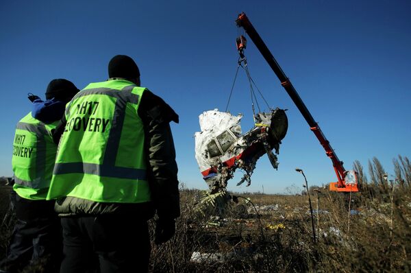 Rusia enviará más documentos a los investigadores de la catástrofe del MH17 - Sputnik Mundo