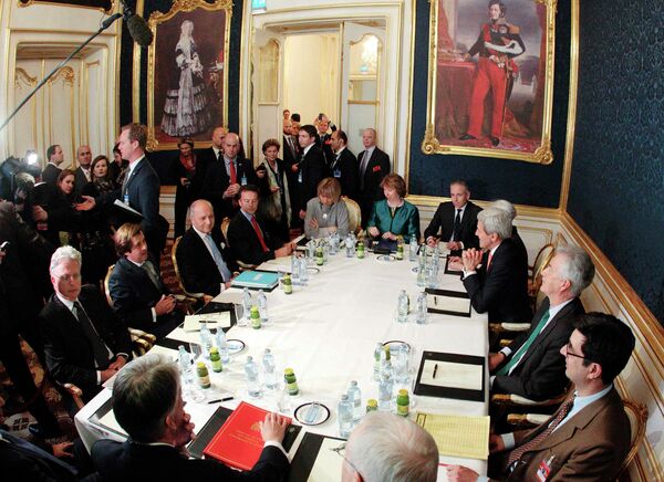 Reuniones ministeriales en Viena tratan de acercar la firma de un acuerdo nuclear con Irán - Sputnik Mundo