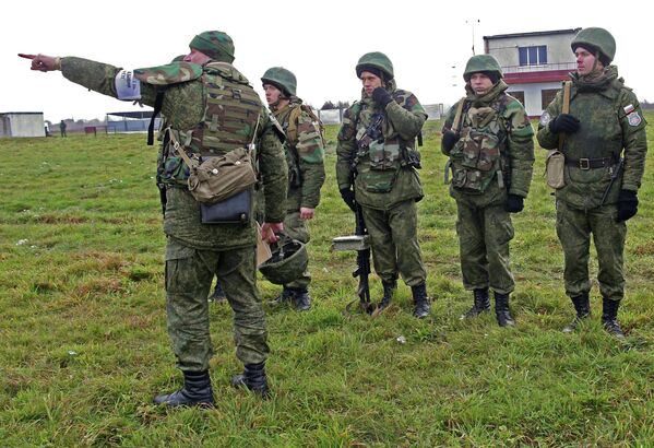 Ejercicios de la Infantería de Marina en la provincia de Kaliningrado - Sputnik Mundo