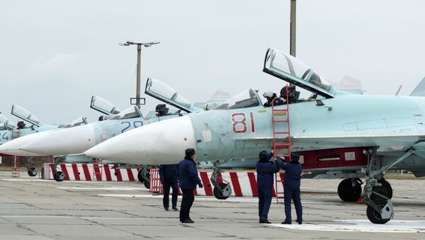 Cazas Su-27 en Sebastopol - Sputnik Mundo