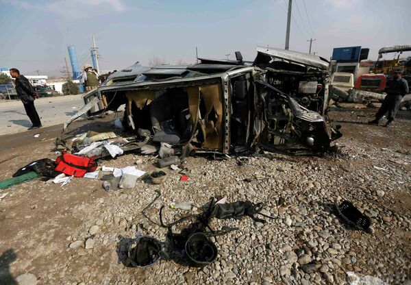 Al menos cinco muertos en un atentado en Kabul contra la Embajada británica - Sputnik Mundo