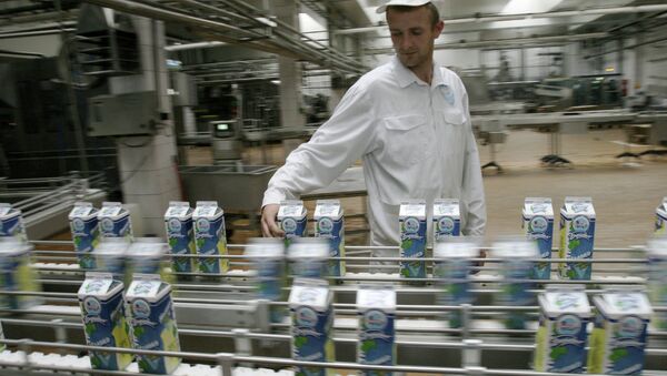 Bielorrusia aumenta un 15% sus exportaciones de alimentos a Rusia desde enero - Sputnik Mundo
