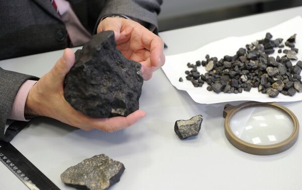 Restos del meteorito de Cheliábinsk - Sputnik Mundo