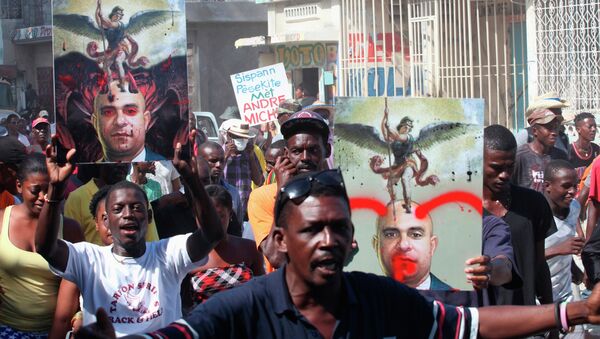 Manifestantes antigubernamentales en la capital de Haití, Puerto Príncipe - Sputnik Mundo